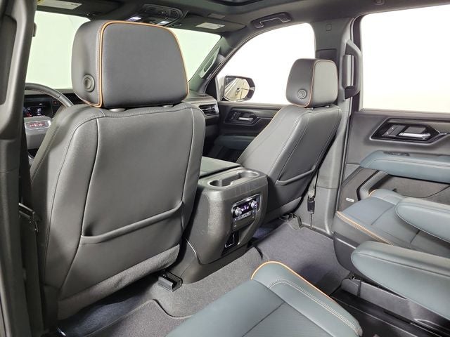 2025 GMC Yukon XL AT4
