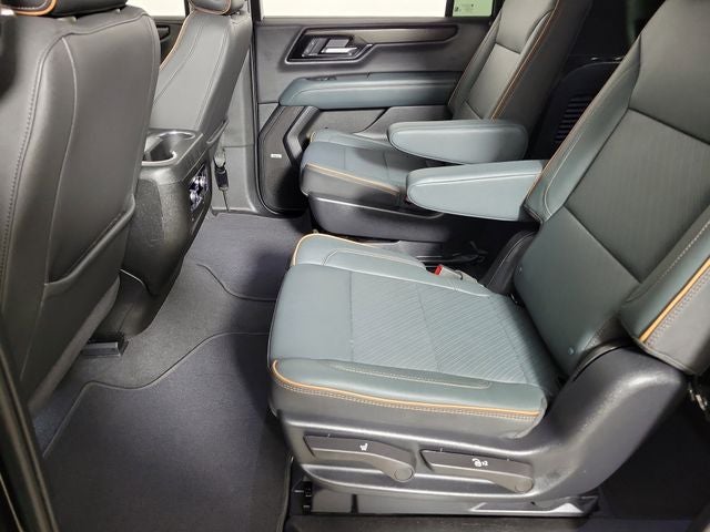 2025 GMC Yukon XL AT4