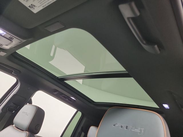 2025 GMC Yukon XL AT4