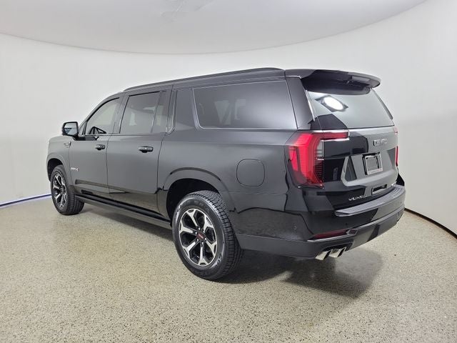 2025 GMC Yukon XL AT4