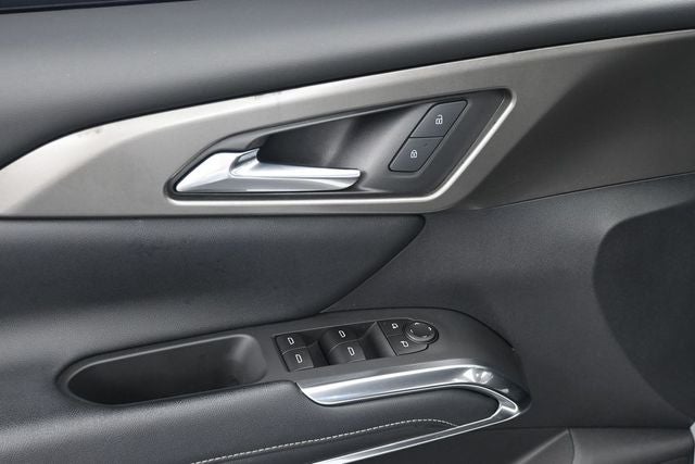 2024 Chevrolet Traverse LS