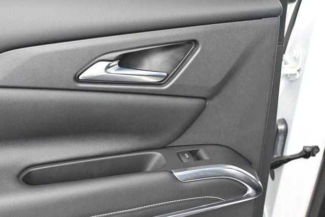 2024 Chevrolet Traverse LS
