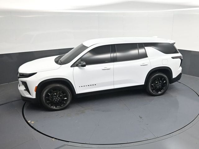 2024 Chevrolet Traverse LS