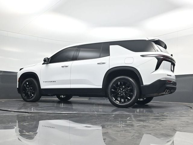 2024 Chevrolet Traverse LS