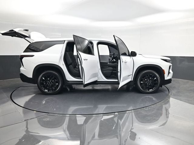 2024 Chevrolet Traverse LS
