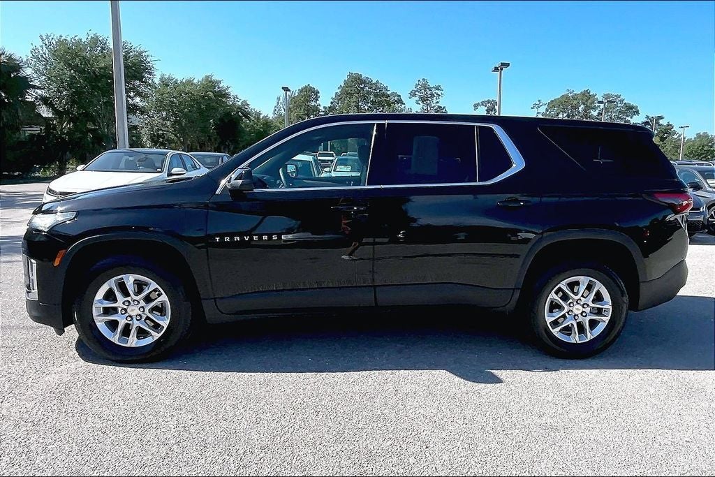 2023 Chevrolet Traverse LS