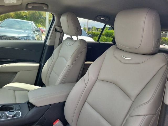 2021 Cadillac XT4 Premium Luxury