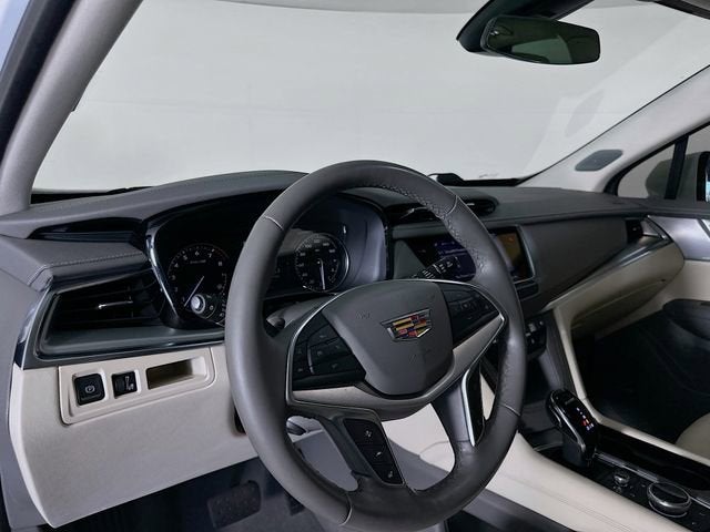 2024 Cadillac XT5 FWD Premium Luxury