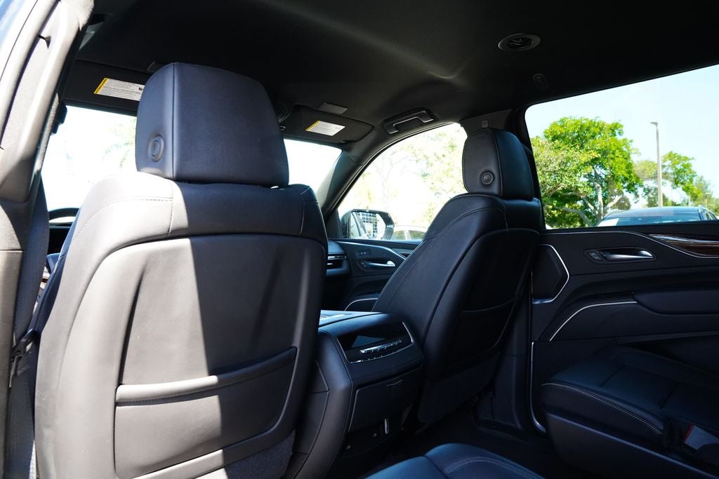 2023 Cadillac Escalade ESV Luxury Diesel