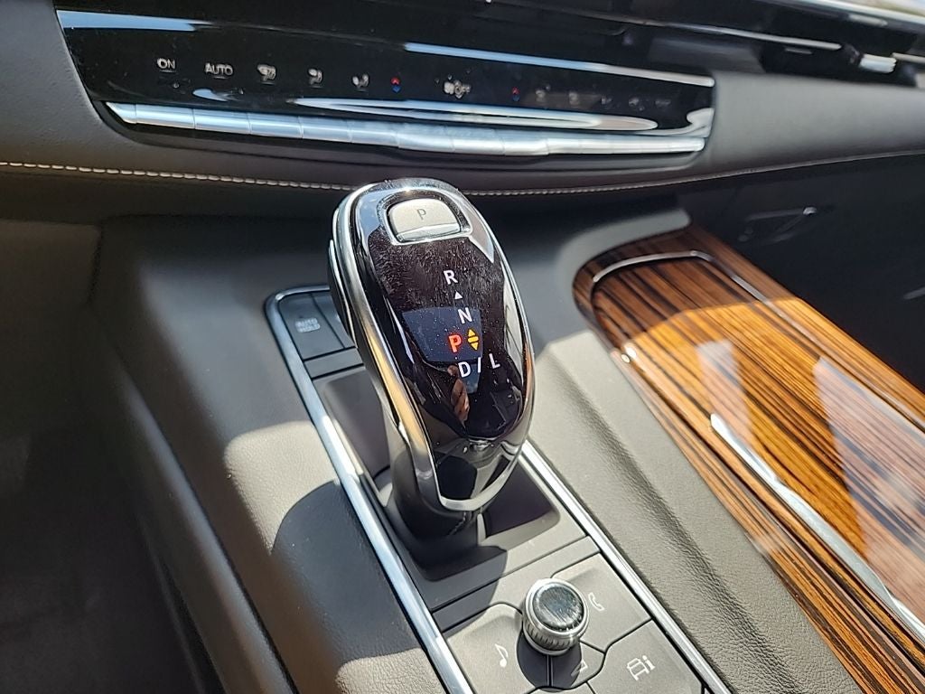 2024 Cadillac Escalade ESV Premium