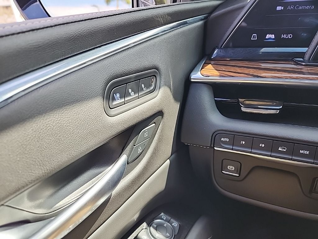 2024 Cadillac Escalade ESV Premium