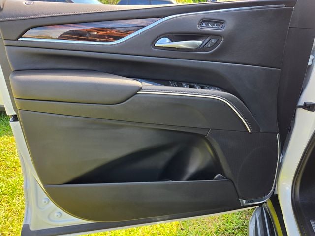 2024 Cadillac Escalade ESV Premium