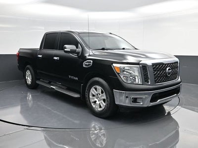 2017 Nissan Titan SV