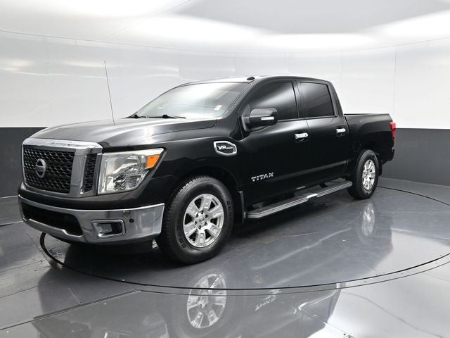 2017 Nissan Titan SV