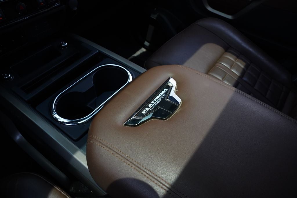 2024 Nissan Titan Platinum Reserve