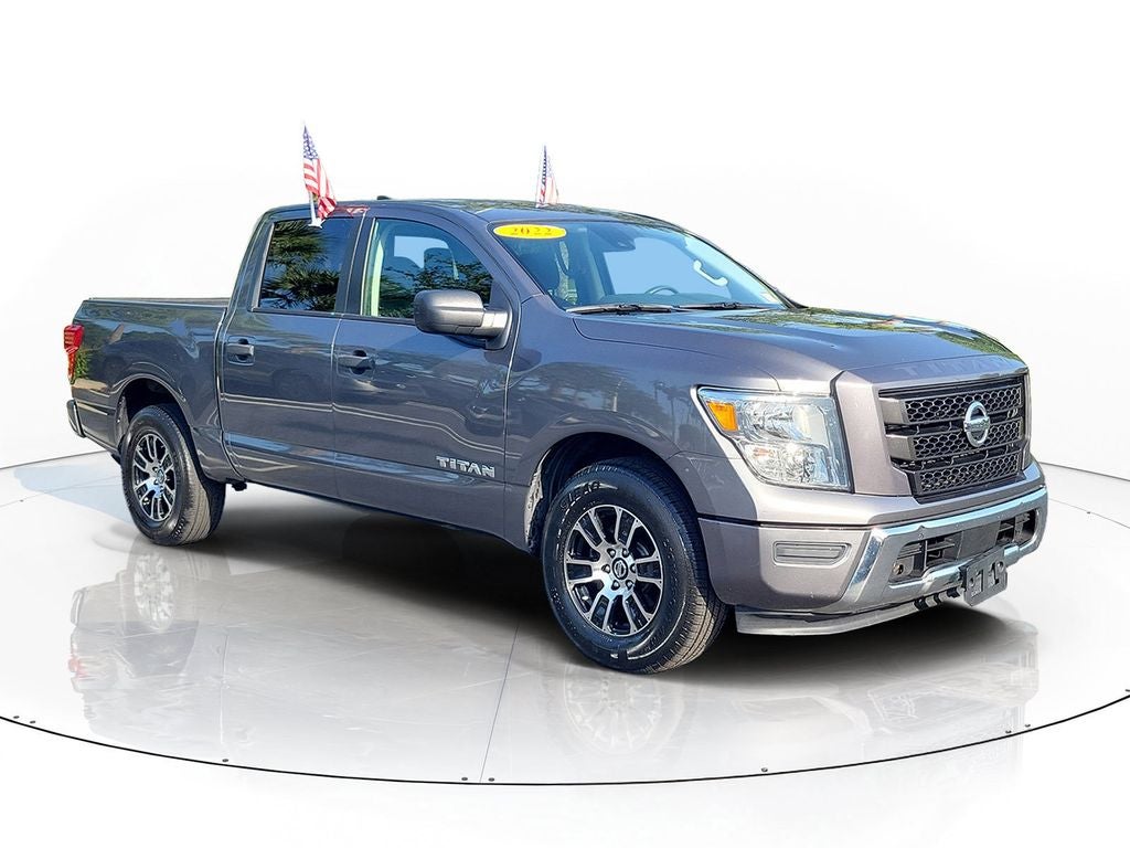 2022 Nissan Titan SV