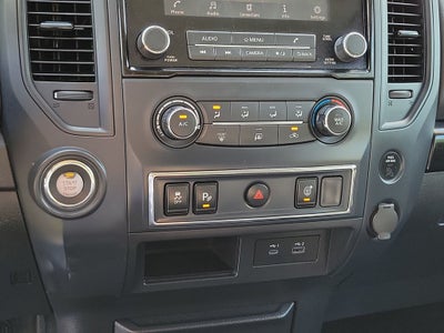 2022 Nissan Titan SV