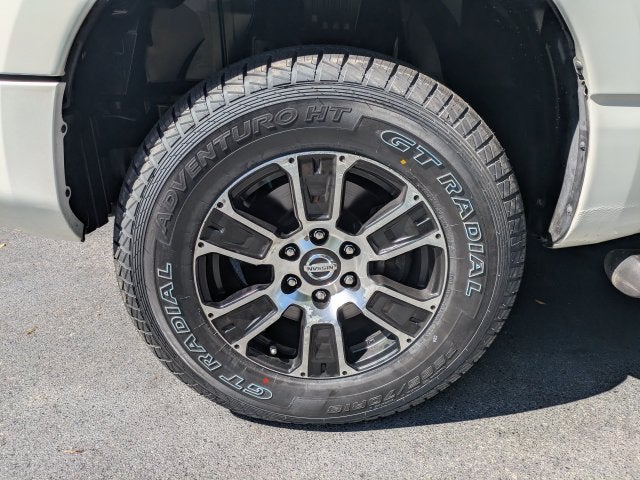 2021 Nissan Titan SV