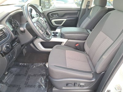 2024 Nissan Titan XD SV