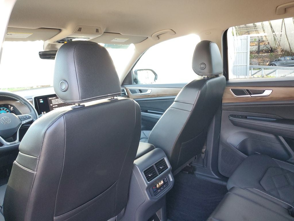 2024 Volkswagen Atlas 2.0T SE