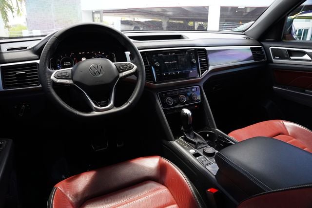 2022 Volkswagen Atlas Cross Sport 3.6L V6 SEL Premium R-Line