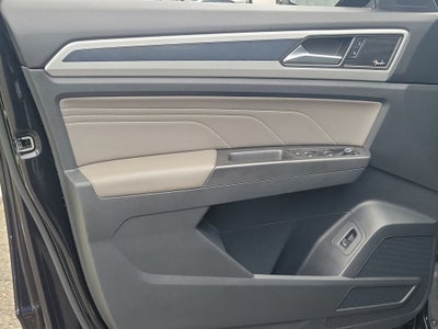 2023 Volkswagen Atlas Cross Sport 3.6L V6 SEL Premium R-Line