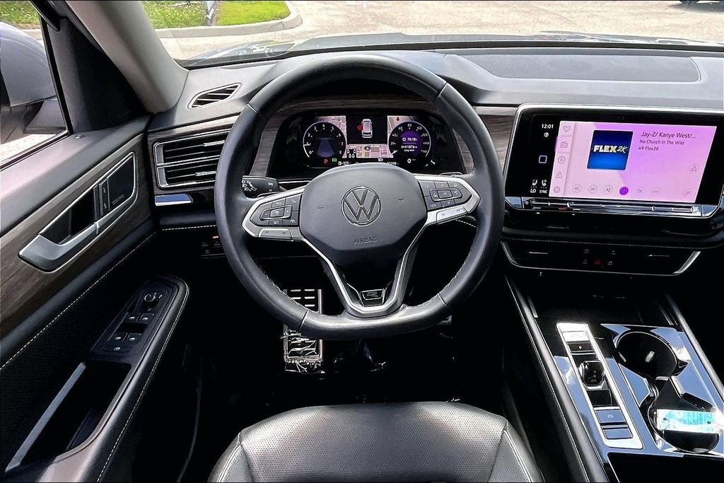 2024 Volkswagen Atlas 2.0T SEL Premium R-Line
