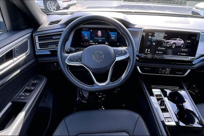 2025 Volkswagen Atlas Cross Sport 2.0T SE w/Technology