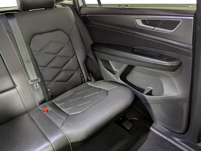 2025 Volkswagen Atlas Cross Sport 2.0T SE w/Technology 4MOTION