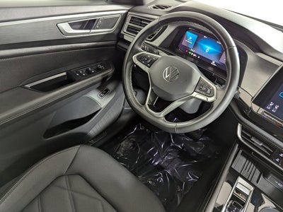 2025 Volkswagen Atlas Cross Sport 2.0T SE w/Technology 4MOTION