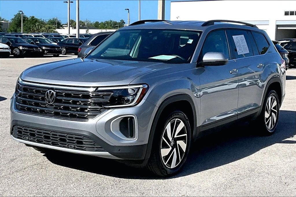 2025 Volkswagen Atlas 2.0T SE w/Technology