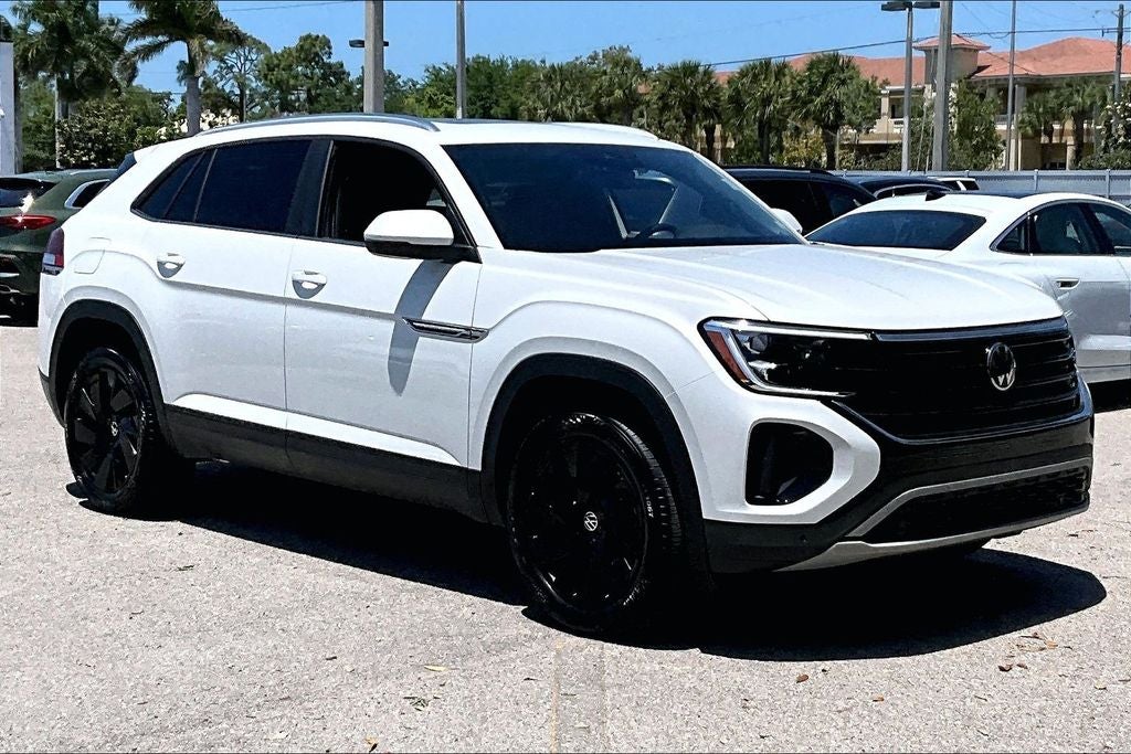 2026 Volkswagen Atlas Cross Sport 2.0T SE w/Technology