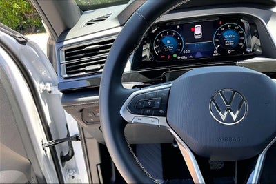 2026 Volkswagen Atlas Cross Sport 2.0T SE w/Technology