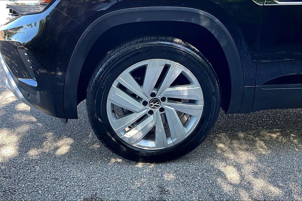 2023 Volkswagen Atlas Cross Sport 2.0T SE w/Technology