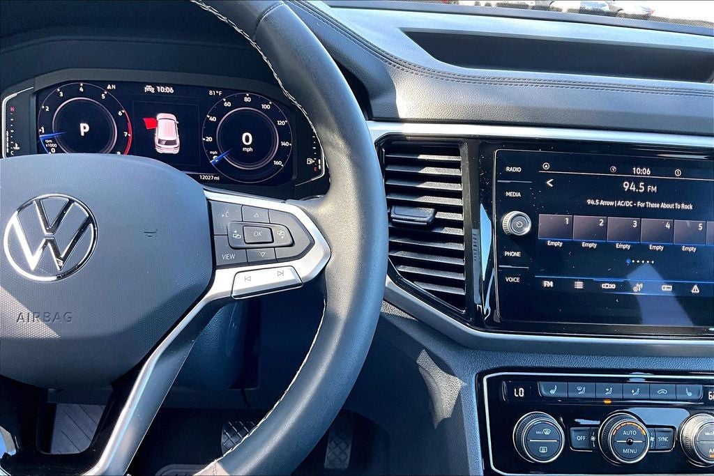 2023 Volkswagen Atlas Cross Sport 2.0T SE w/Technology