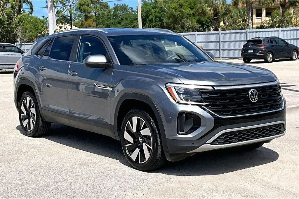 2025 Volkswagen Atlas Cross Sport 2.0T SE w/Technology