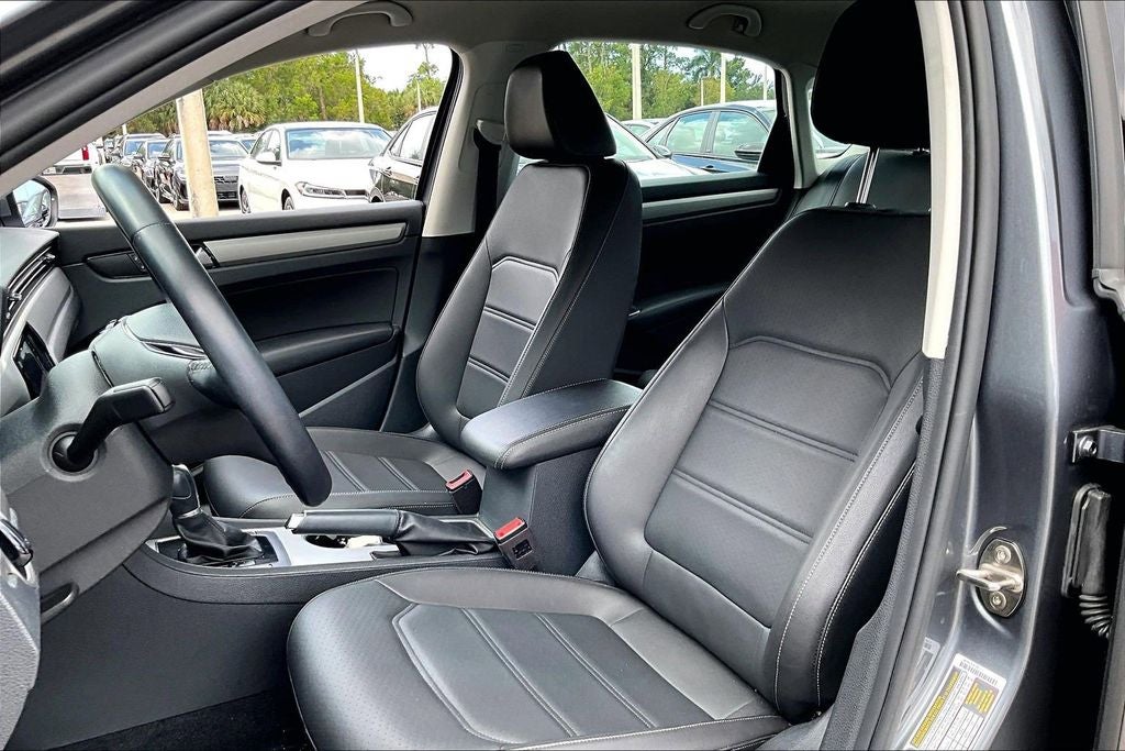 2020 Volkswagen Passat 2.0T SE