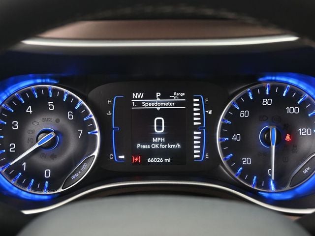 2023 Chrysler Voyager LX