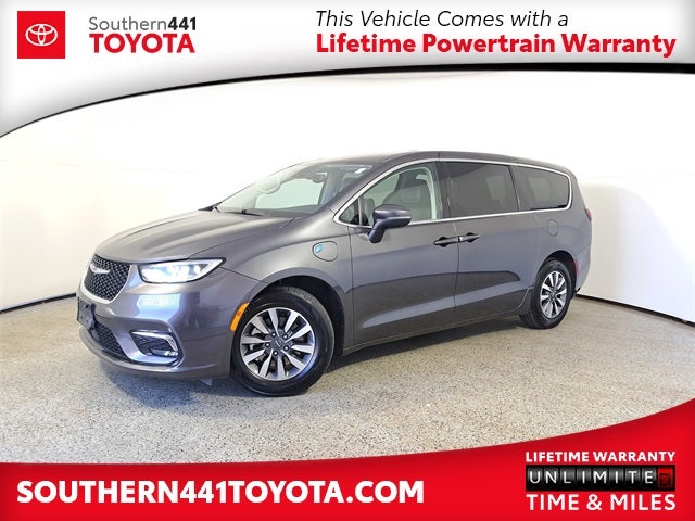 2023 Chrysler Pacifica Hybrid Touring L