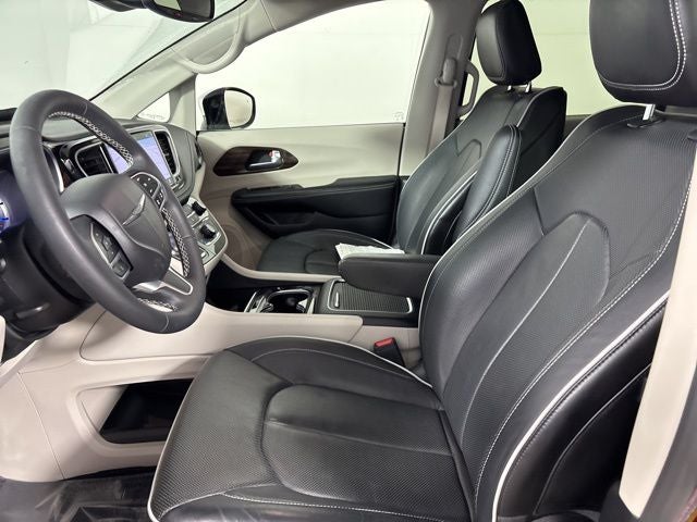 2023 Chrysler Pacifica Hybrid Limited