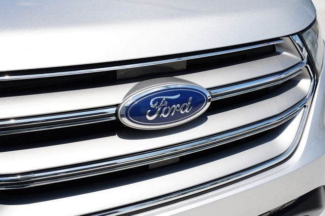 2018 Ford Edge SE