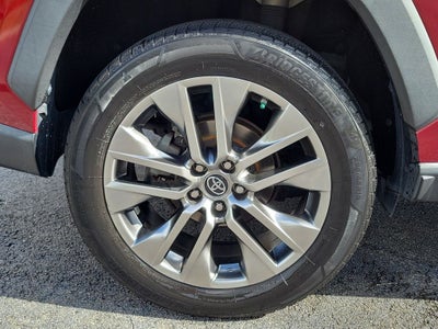 2019 Toyota RAV4 XLE Premium