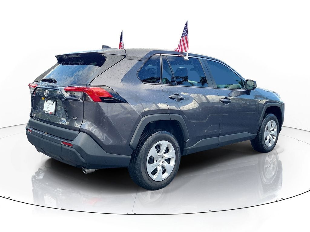 2024 Toyota RAV4 LE