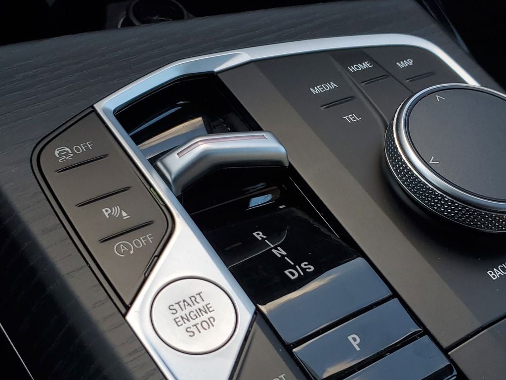 2025 BMW 2 Series 230i