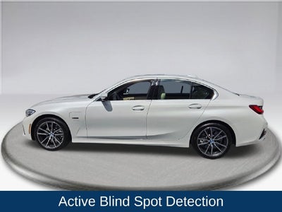 2022 BMW 3 Series 330e iPerformance