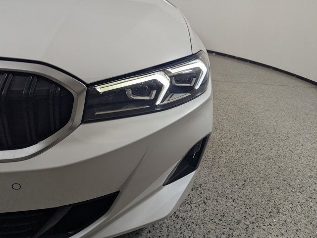 2025 BMW 3 Series 330i Sedan