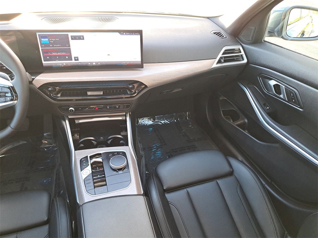 2025 BMW 3 Series 330i