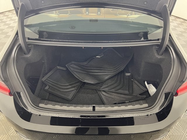 2024 BMW 3 Series 330i xDrive Sedan