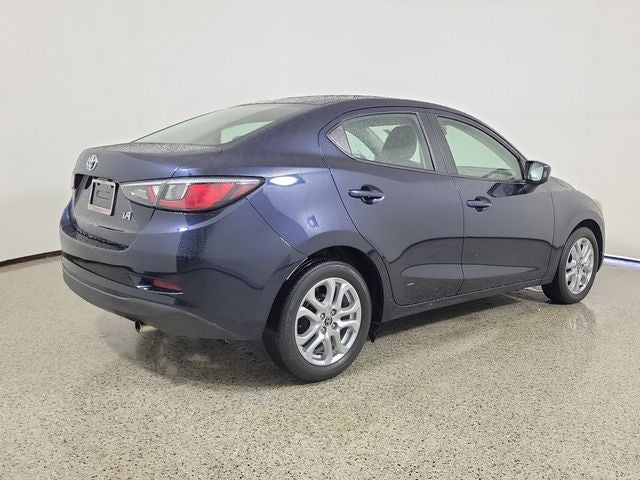 2017 Toyota Yaris iA Base