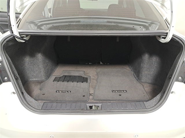 2024 Nissan Versa 1.6 SV